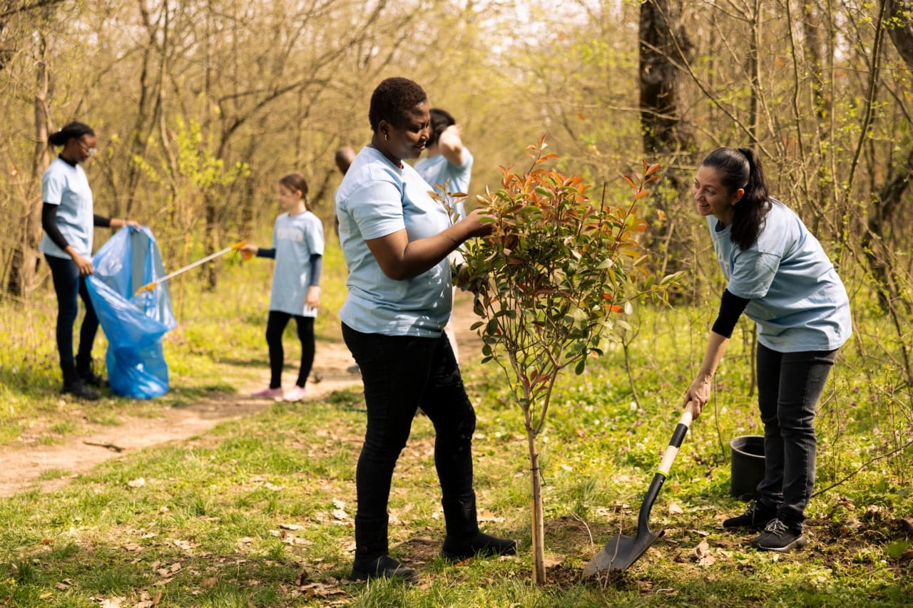 Celebrating Service in All Its Forms, in Every Community - Independent ...