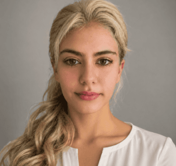 Eva Headshot