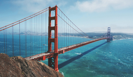 Golden-Gate-Bridge-Photo-Blue-Sky-Land-Ocean