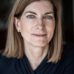 Haggerty-Rosanne-small