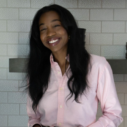 Sola Enigbokan headshot