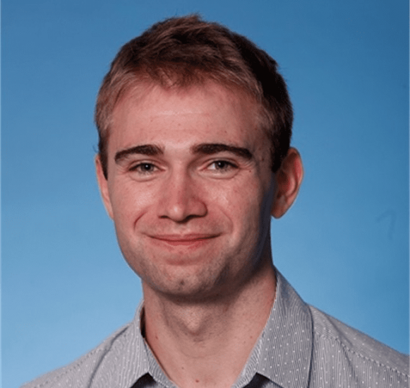 Taylor Kelly - Headshot Photo