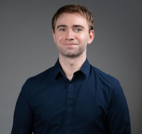 Taylor Kelly headshot 2025